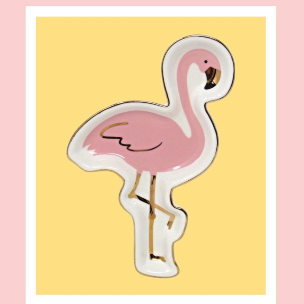 ⭐️ Bundle 5 for $13 • Flamingo Trinket Tray